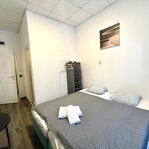 Aradi Rooms With Private Bathroom In The City Centre